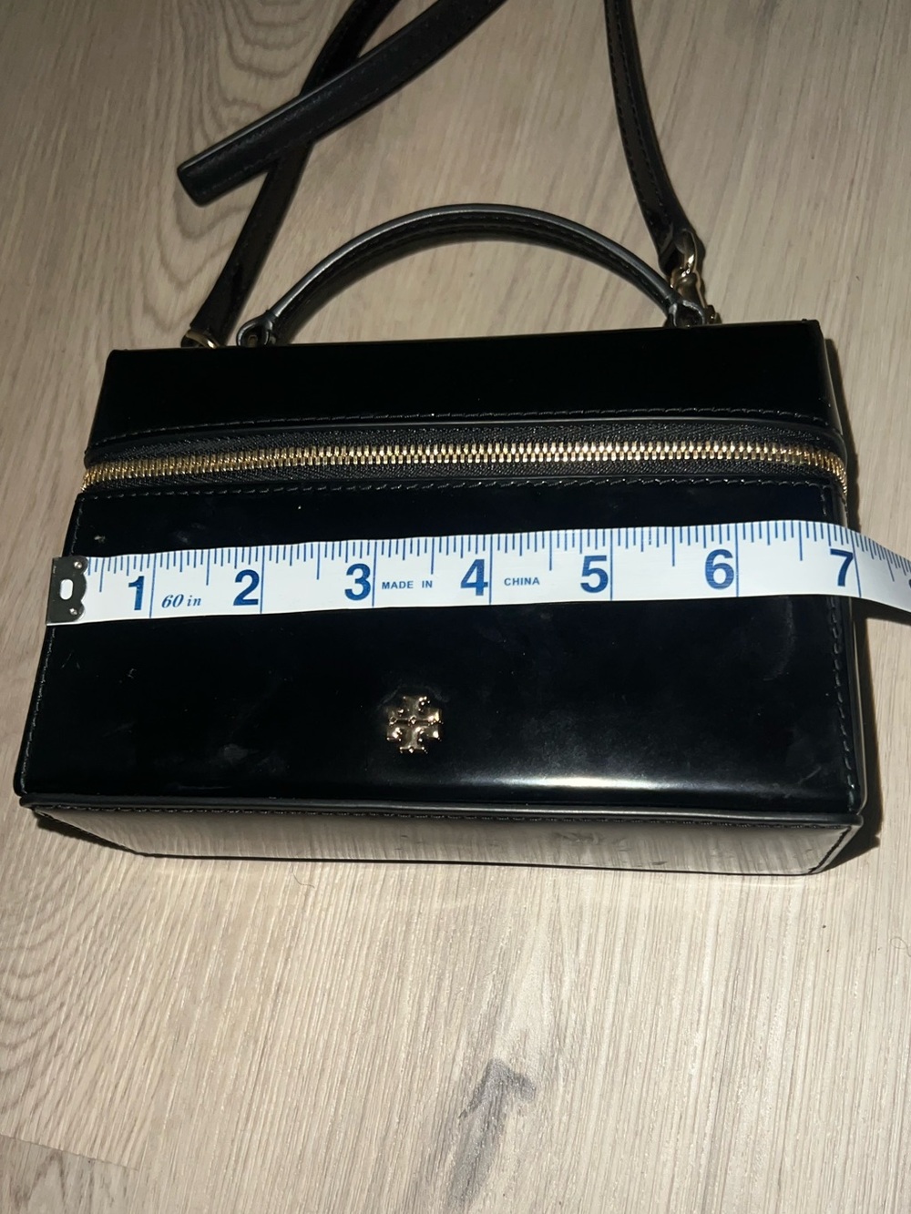 Tory Burch Emerson Smooth Vanity Black Top-Handle Box Bag - Picture 14 of 16